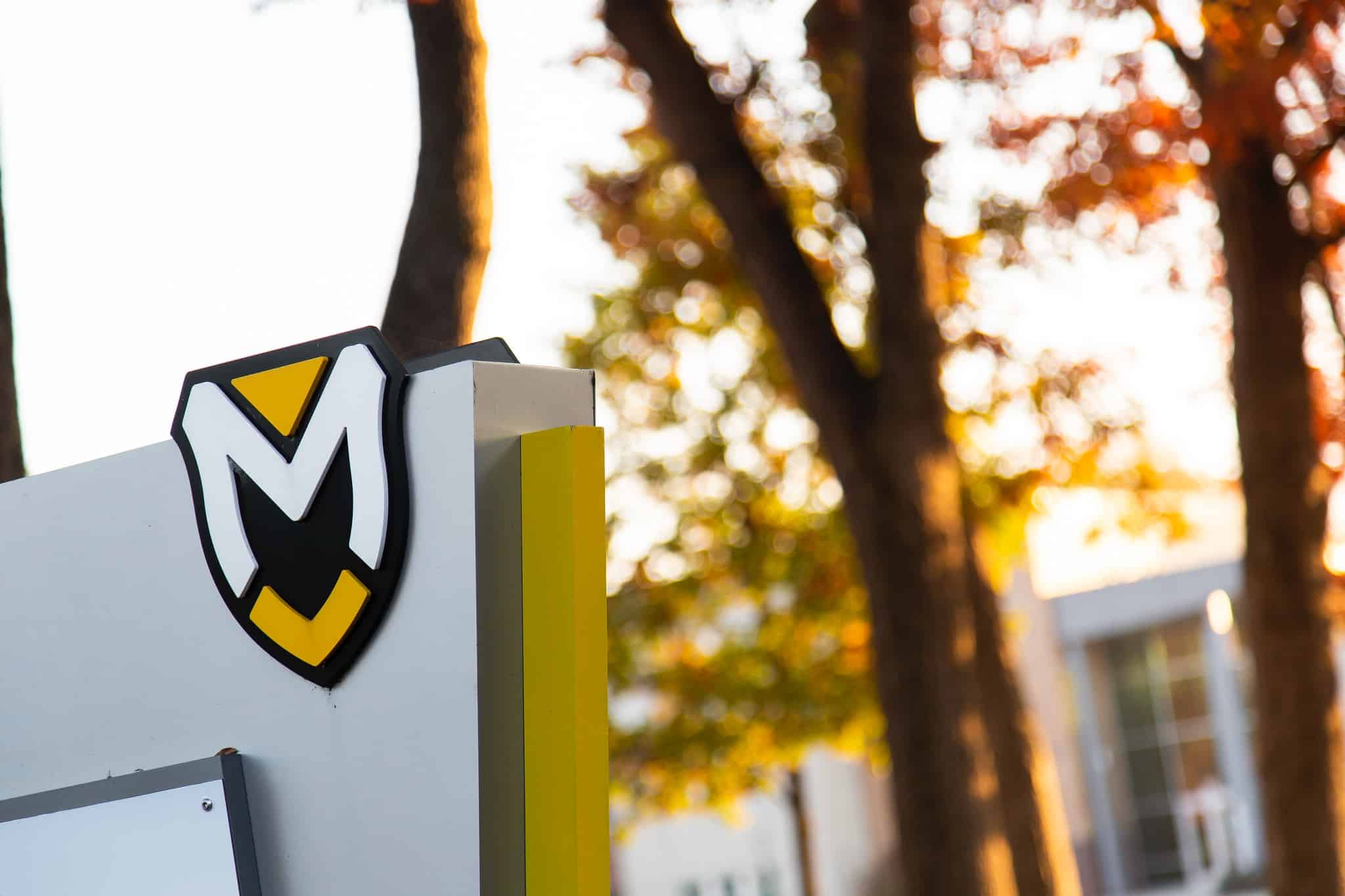 Manchester University Icon on sign on campus