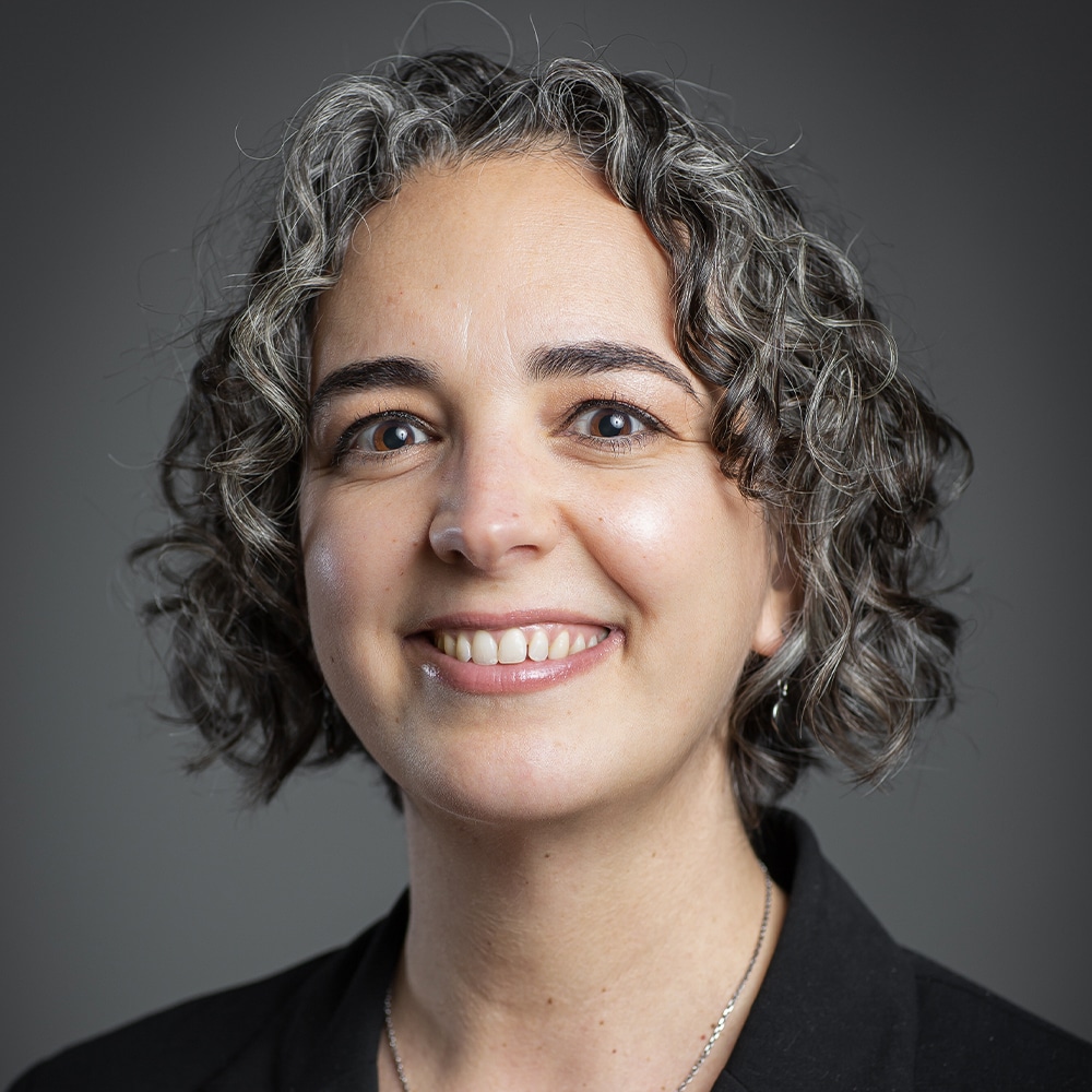 Julie Knuth
